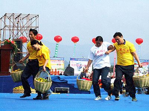 第七届2007年中国石门柑橘节-搬运橘子比赛